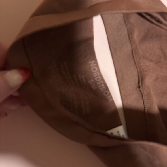 Nordstrom Brown Bare Convertible Strapless Bandeau Bra Size S/M NWOT - Picture 3 of 3